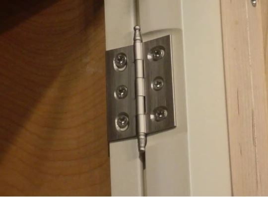 bản lề 2d cửa mở quay