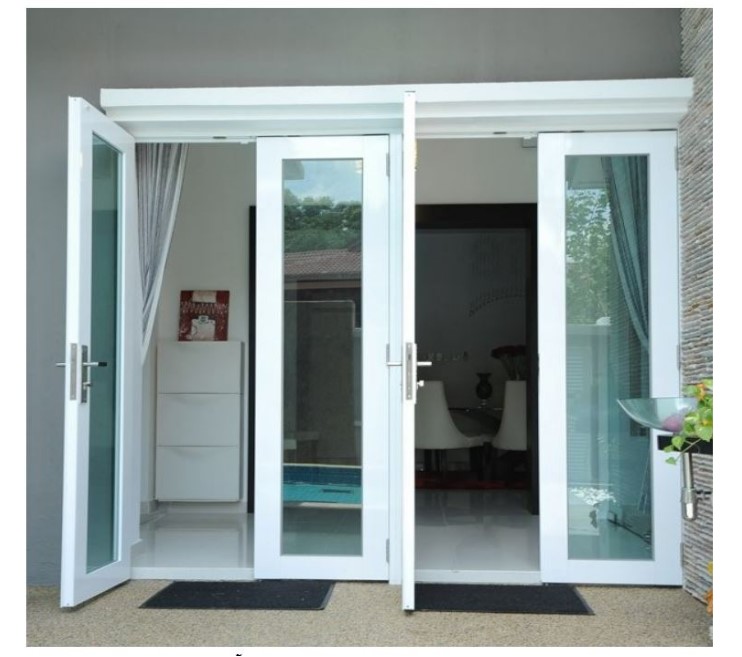 Cửa mở quay 4 cánh