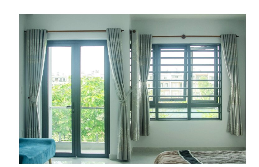 Cửa nhôm DT phòng ngủ