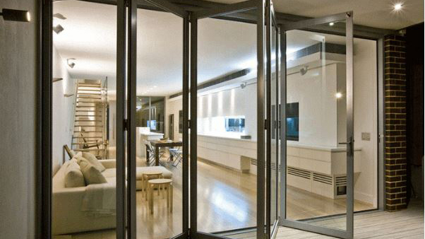 Gợi ý lựa chọn cửa xếp trượt 7 cánh phù hợp với nhiều công trình