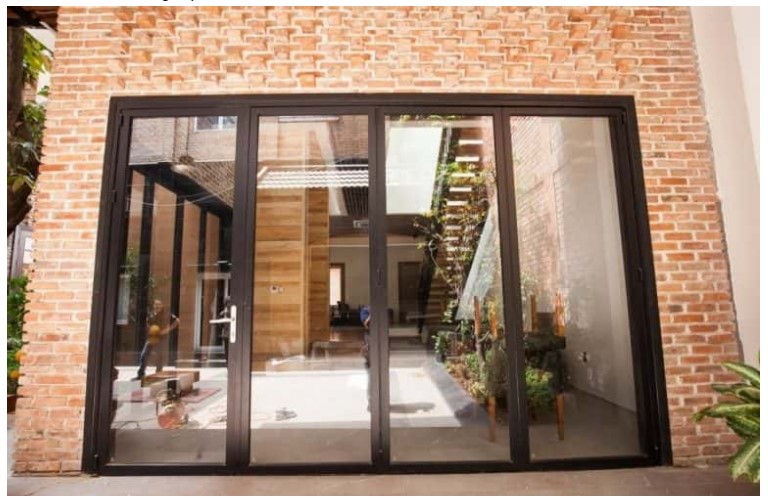 Mẫu cửa xếp trượt 4 cánh