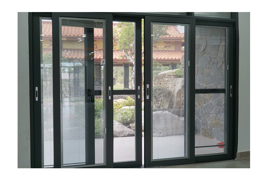 Cửa nhôm Xingfa màu xám: Sự lựa chọn hàng đầu cho không gian sống hiện đại