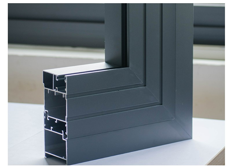 Cửa sổ mở quay đẹp