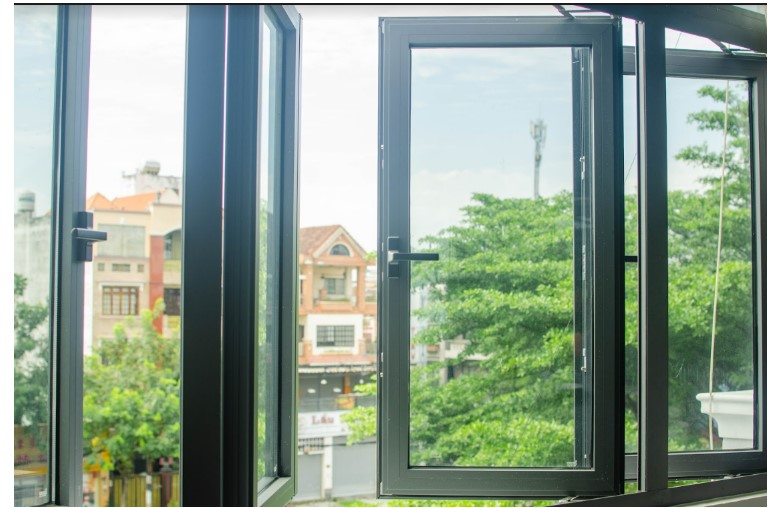 Dòng cửa nhôm 4 cánh
