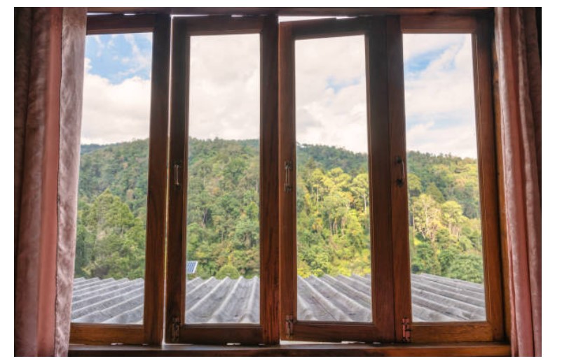 Mẫu cửa sổ mở quay 4 cánh