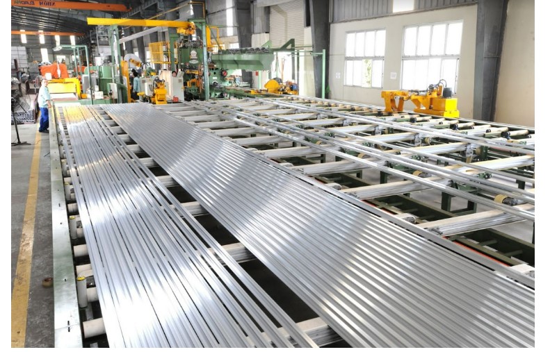 Máy làm cửa nhôm mới nhất