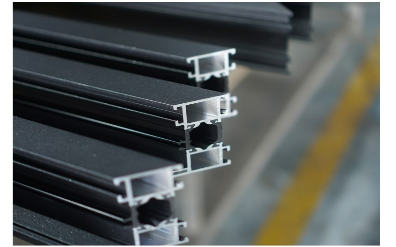 Các loại cửa nhôm phòng ngủ