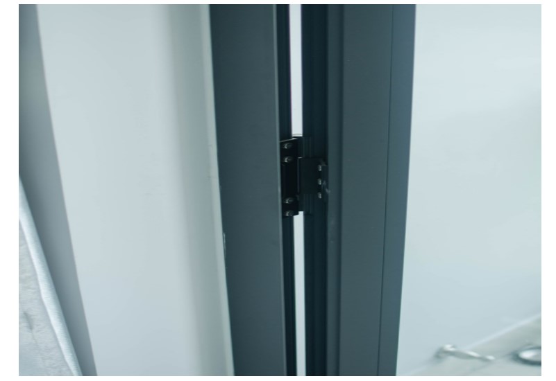 Mẫu cửa mở quay 2 cánh