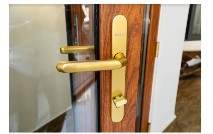 Cửa nhôm vân gỗ 2 cánh